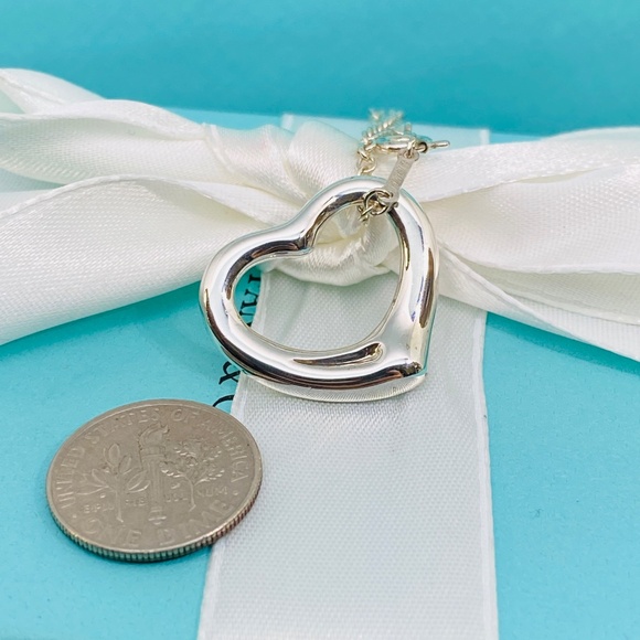TIFFANY & Co Open 22” Heart necklace 925 Elsa Peretti 16” 6.7 grams original box - Picture 4 of 9